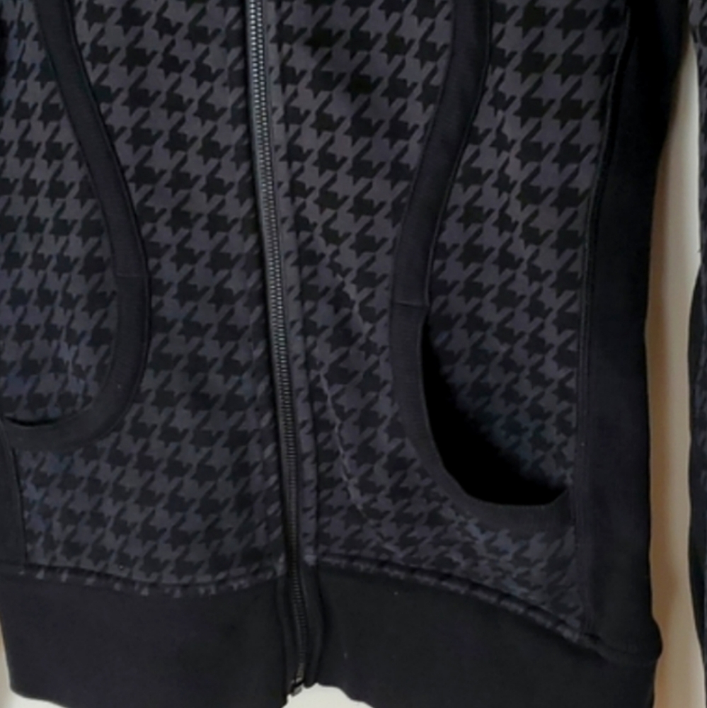 Lululemon Scuba Hoodie II, Giant Houndstooth Dip Dye Deep Coal Black/Bla… - Picture 8 of 11